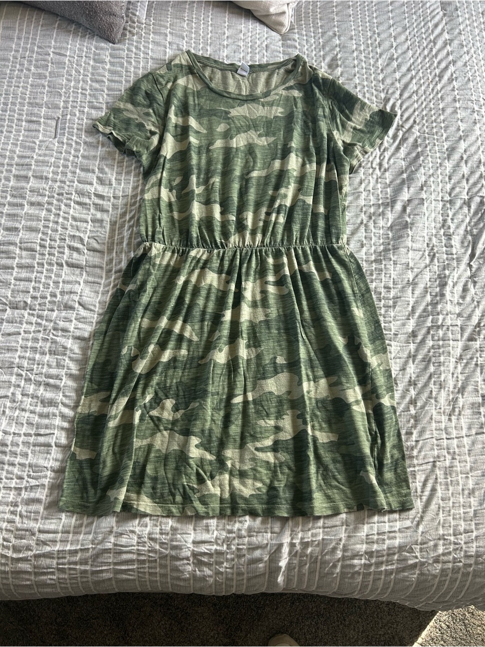 Old Navy Green Camo Short Sleeve Dress